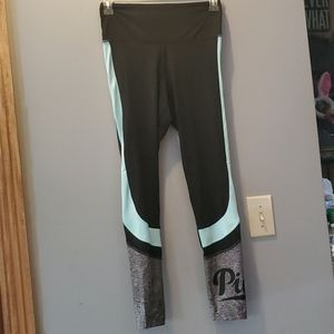 💙 pink yoga pants